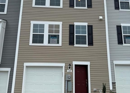 120 Tuxford Rd - Photo 1