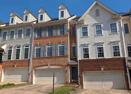 9640 Potters Hill Circle - Photo 1