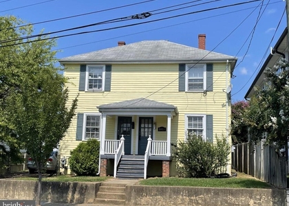 1417 Hanover Street - Photo 1