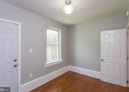 721 S 19th Street - Photo 1