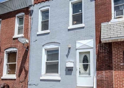 2059 E Ontario Street - Photo 1