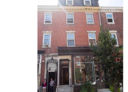 1114 Pine Street - Photo 1