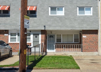 1119 W Master Street - Photo 1