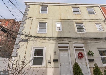 1305 N Lawrence Street - Photo 1
