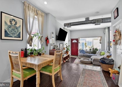 1776 Waterloo Street - Photo 1
