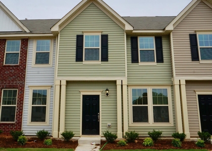 3015 Bluegrove Road - Photo 1
