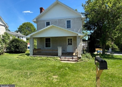 888 Walnut Street - Photo 1
