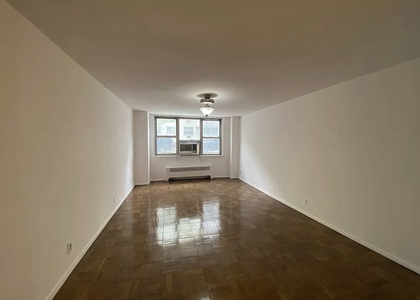East 35th Street - Photo 1