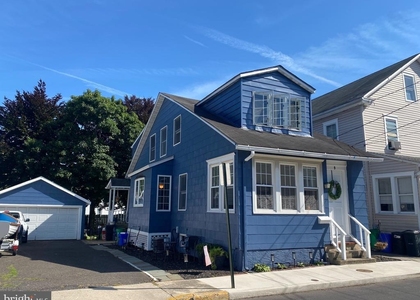 9 Snowden Avenue - Photo 1
