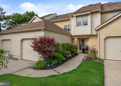 1410 Chanticleer - Photo 1