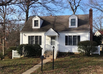 5422 Varnum Street - Photo 1
