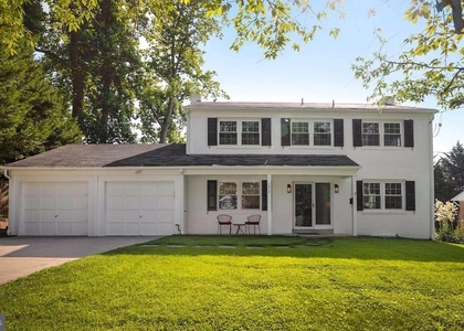 7517 Granada Drive - Photo 1