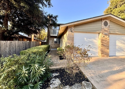 2203 Granberry Dr - Photo 1