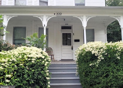 222 N Bradford Street - Photo 1