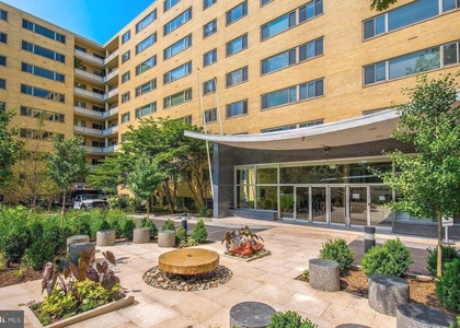 4600 Connecticut Avenue Nw - Photo 1