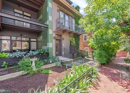 1474 Belmont Street Nw - Photo 1