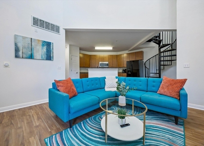 2502 Leon St - Photo 1