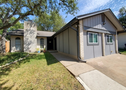924 Acorn Oaks Dr - Photo 1