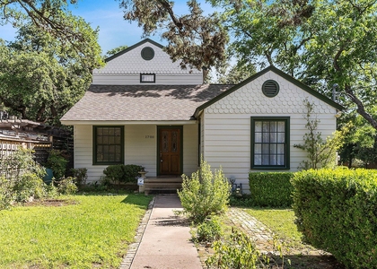 1700 Virginia Ave - Photo 1