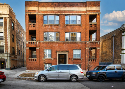 5310 S Harper Avenue - Photo 1