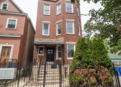 1840 N Saint Louis Avenue - Photo 1
