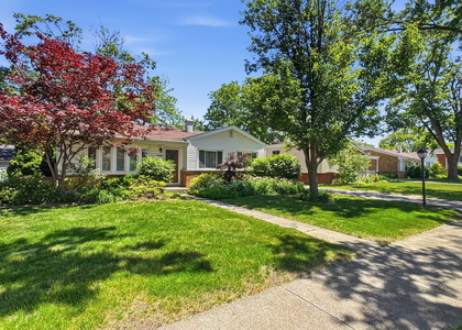 1049 S Norbury Avenue - Photo 1