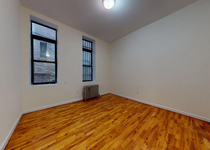 2nd Avenue/39th Street - Photo 1