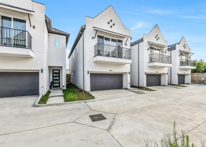5906 Saint Augustine Street - Photo 1