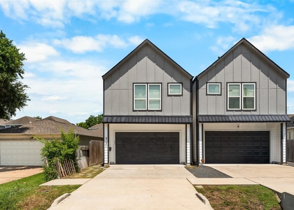 8121 Grandview Street - Photo 1