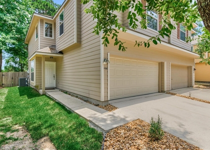 106 E Stedhill Loop - Photo 1