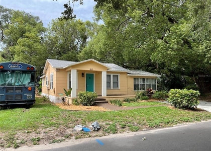 1517 E Ellicott Street - Photo 1