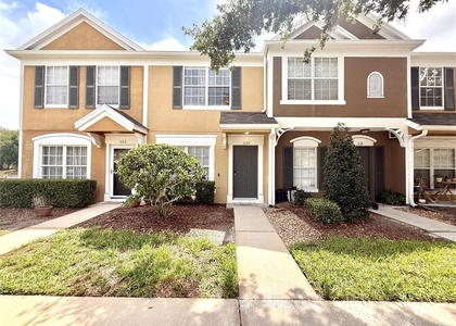 1120 Kennewick Ct - Photo 1
