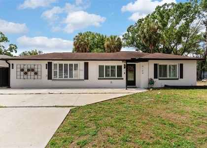 4104 W Knights Avenue - Photo 1