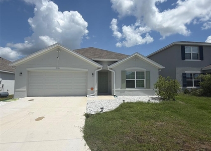 4703 Sw 85th Place - Photo 1