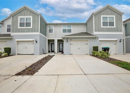 3924 Plainview Drive - Photo 1