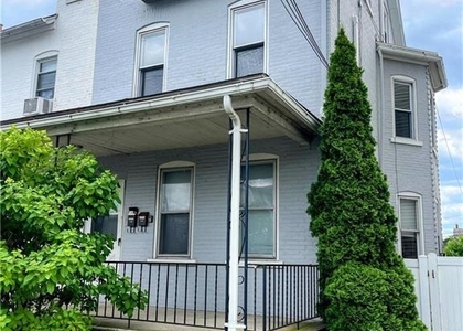 330 E Goepp Street - Photo 1