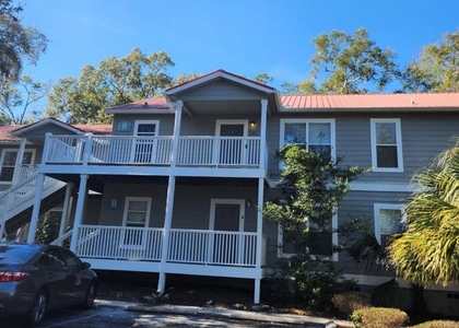 2905 Sw Archer Road - Photo 1