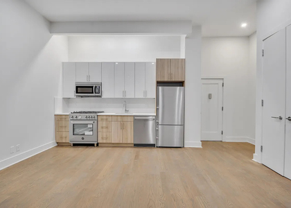 121 Madison Avenue - Photo 1