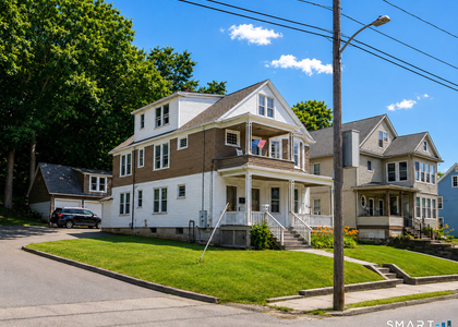 386 Brightwood Avenue - Photo 1