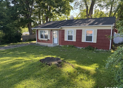 5 Webster Drive - Photo 1