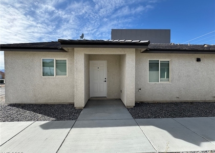 640 E Alabama Street - Photo 1