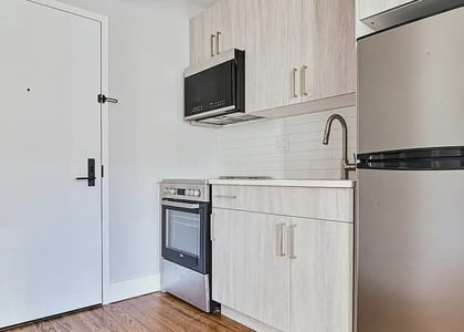 195 Underhill Avenue - Photo 1