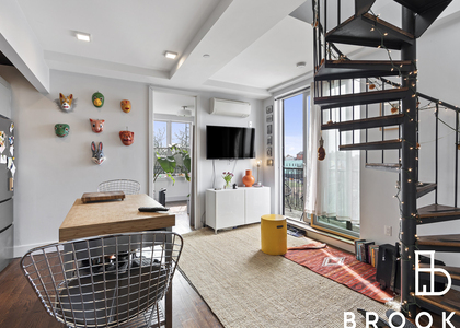 311 Woodbine St Bushwick - Photo 1