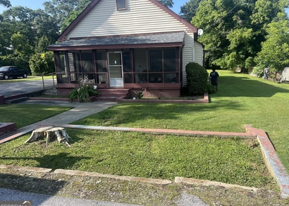 1764 Green St Ne - Photo 1