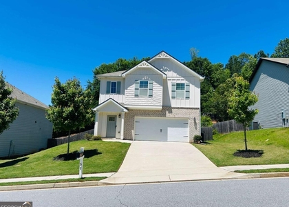 57 Pacific Avenue - Photo 1