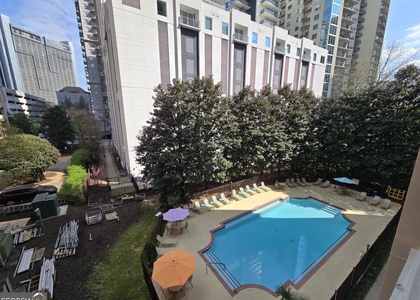 1101 Juniper Street Ne - Photo 1