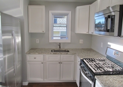 281 S Washington Ave - Photo 1