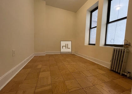East 80 Street - Photo 1