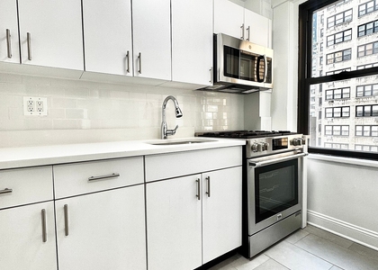 East 38 Street - Photo 1