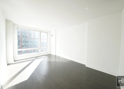 10th Avenue - Photo 1